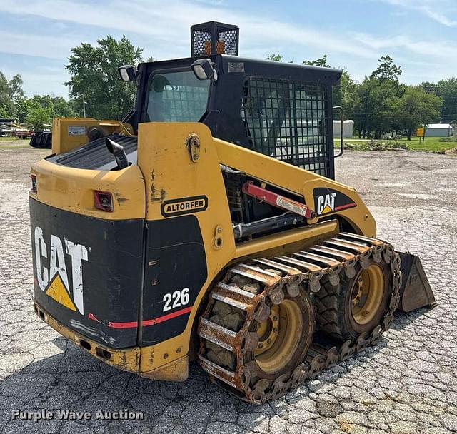 Image of Caterpillar 226 equipment image 4