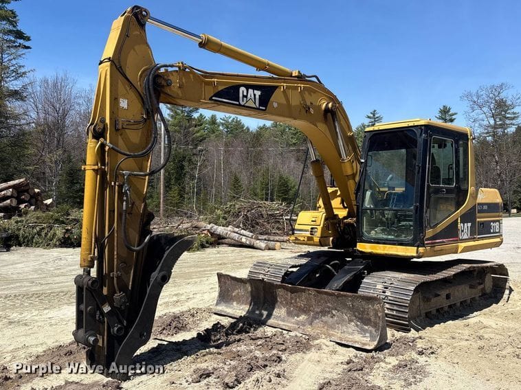 2000 Caterpillar 311B Equipment Image0
