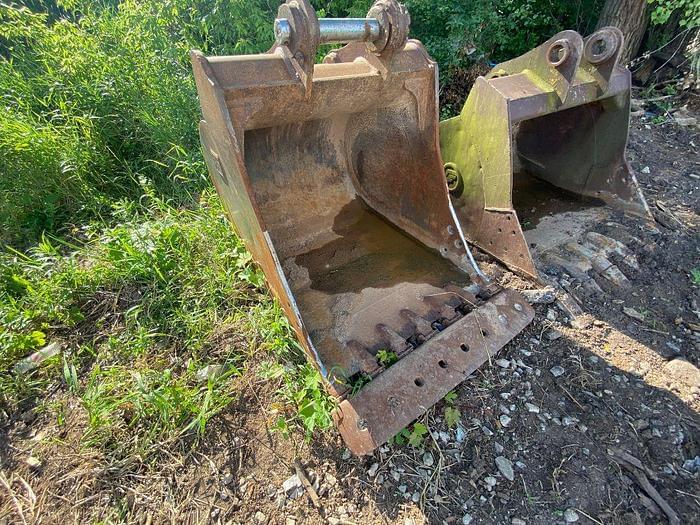 Image of Caterpillar Excavator Bucket Primary image