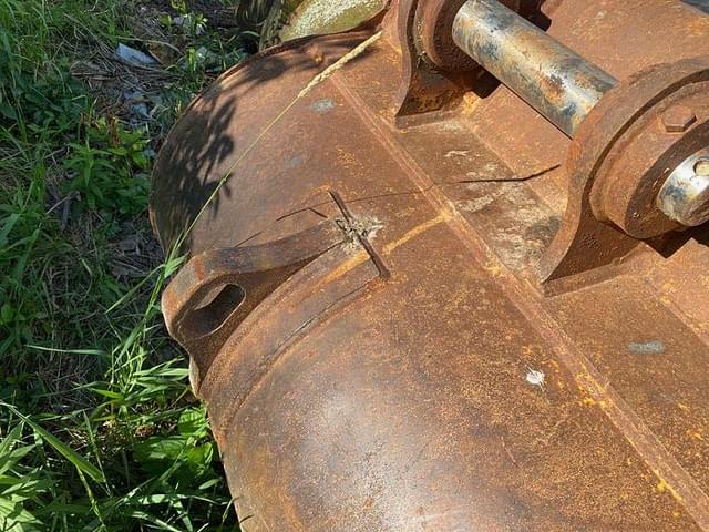 Image of Caterpillar Excavator Bucket equipment image 4