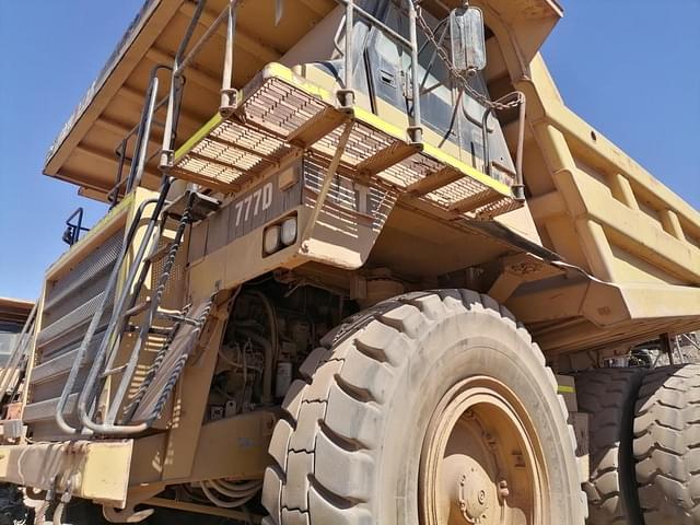 Image of Caterpillar 777D equipment image 4