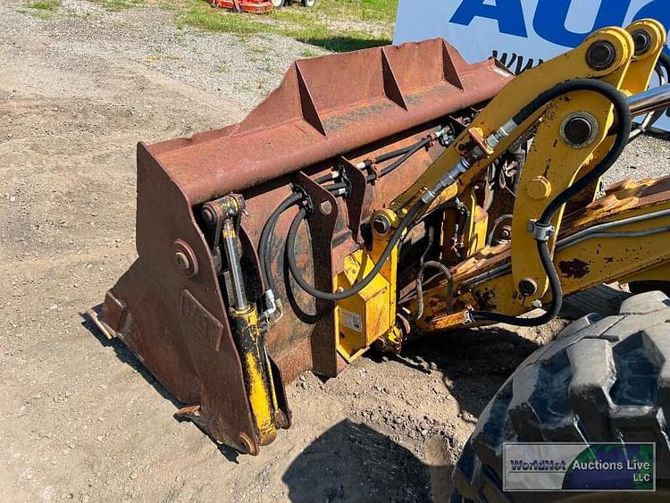 Main image Caterpillar 908 10