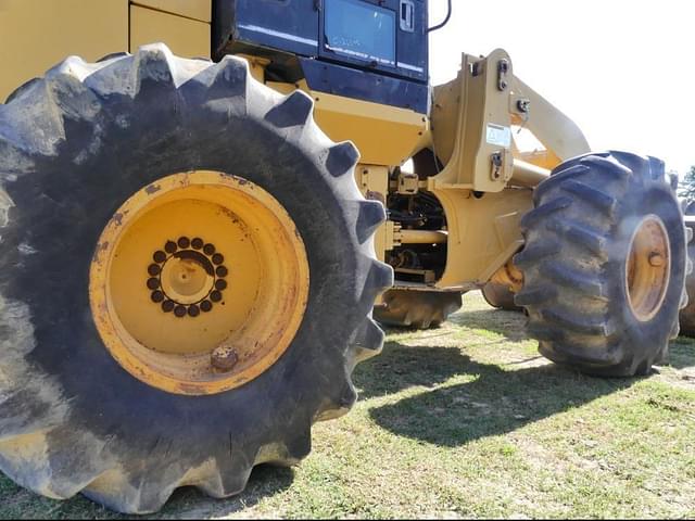 Image of Caterpillar 928G equipment image 4