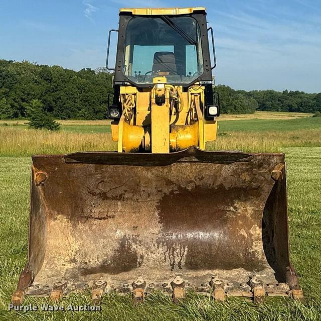 Image of Caterpillar 963C equipment image 1