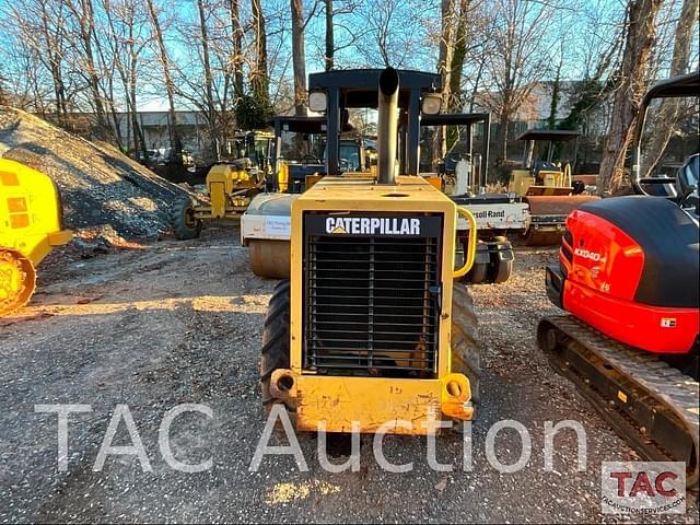 Image of Caterpillar CP-323C equipment image 3