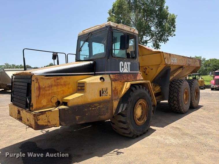 Image of Caterpillar D250EII Primary image
