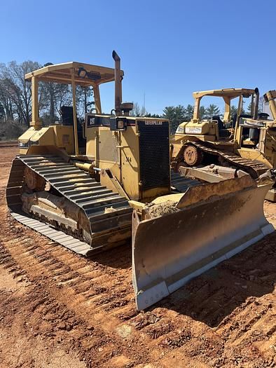 2000 Caterpillar D5M LGP Equipment Image0