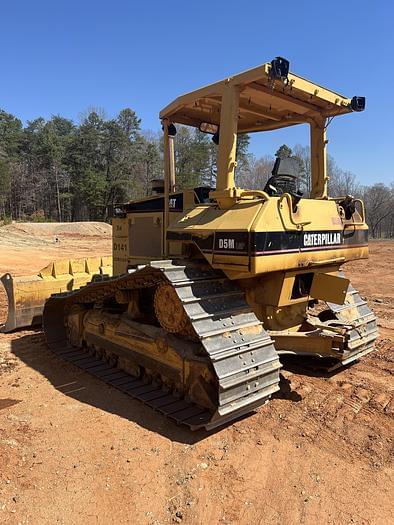 Image of Caterpillar D5M LGP equipment image 4
