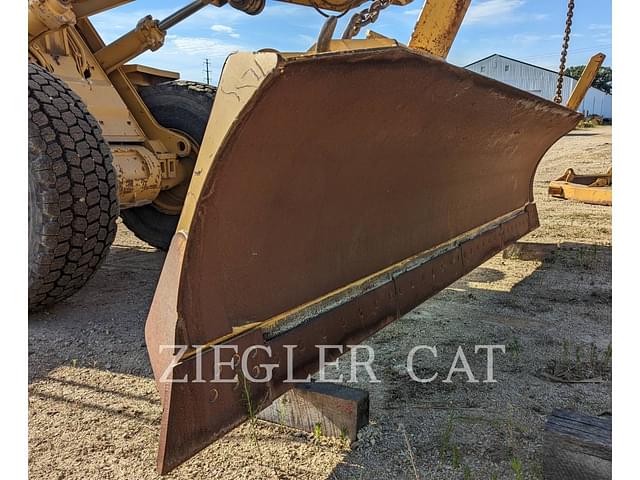 Image of Caterpillar Dozer Blade equipment image 3