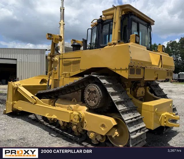 Image of Caterpillar D8R equipment image 3