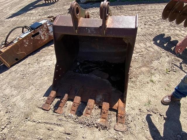 Image of Central Fabricators Excavator Bucket equipment image 1