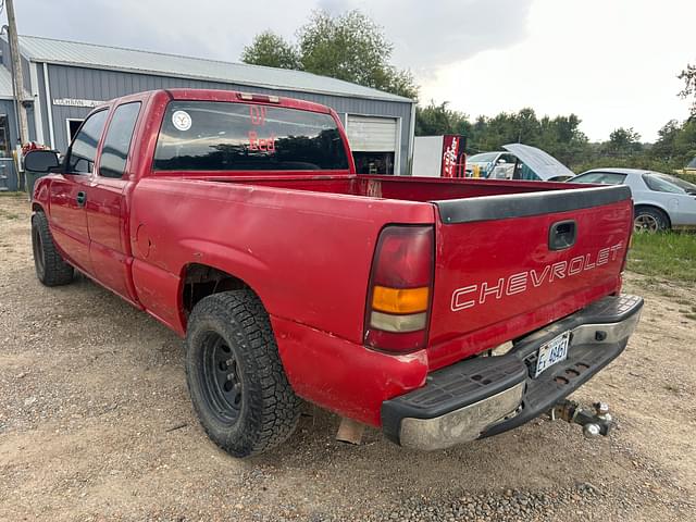 Image of Chevrolet 1500 equipment image 3