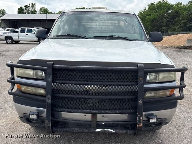 Image of Chevrolet 1500 equipment image 1