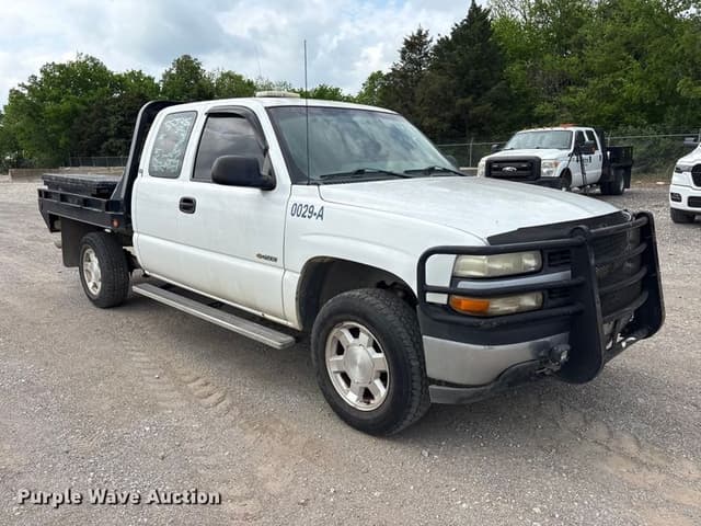 Image of Chevrolet 1500 equipment image 2