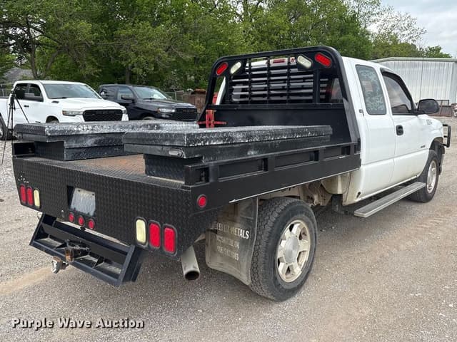 Image of Chevrolet 1500 equipment image 4