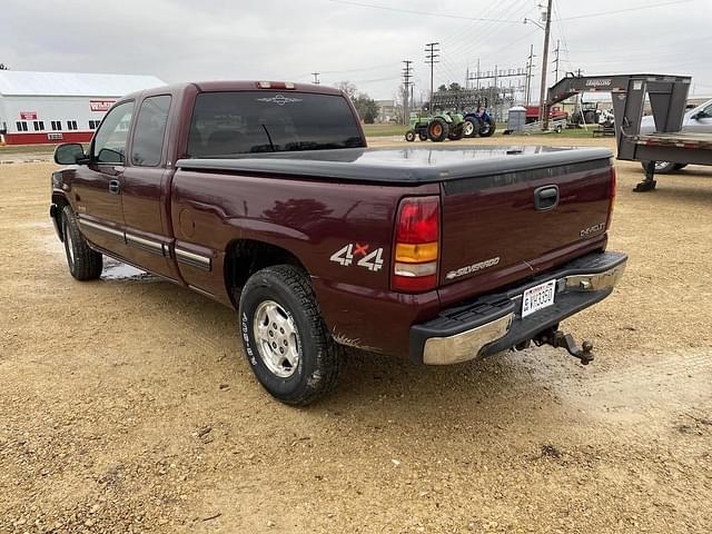 Image of Chevrolet 1500 equipment image 4