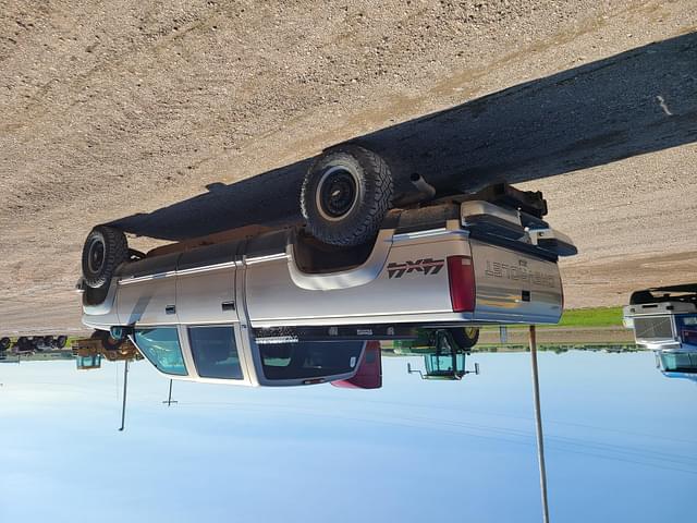 Image of Chevrolet 2500 equipment image 2