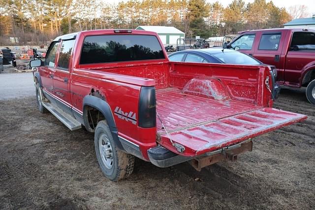 Image of Chevrolet 2500 equipment image 4