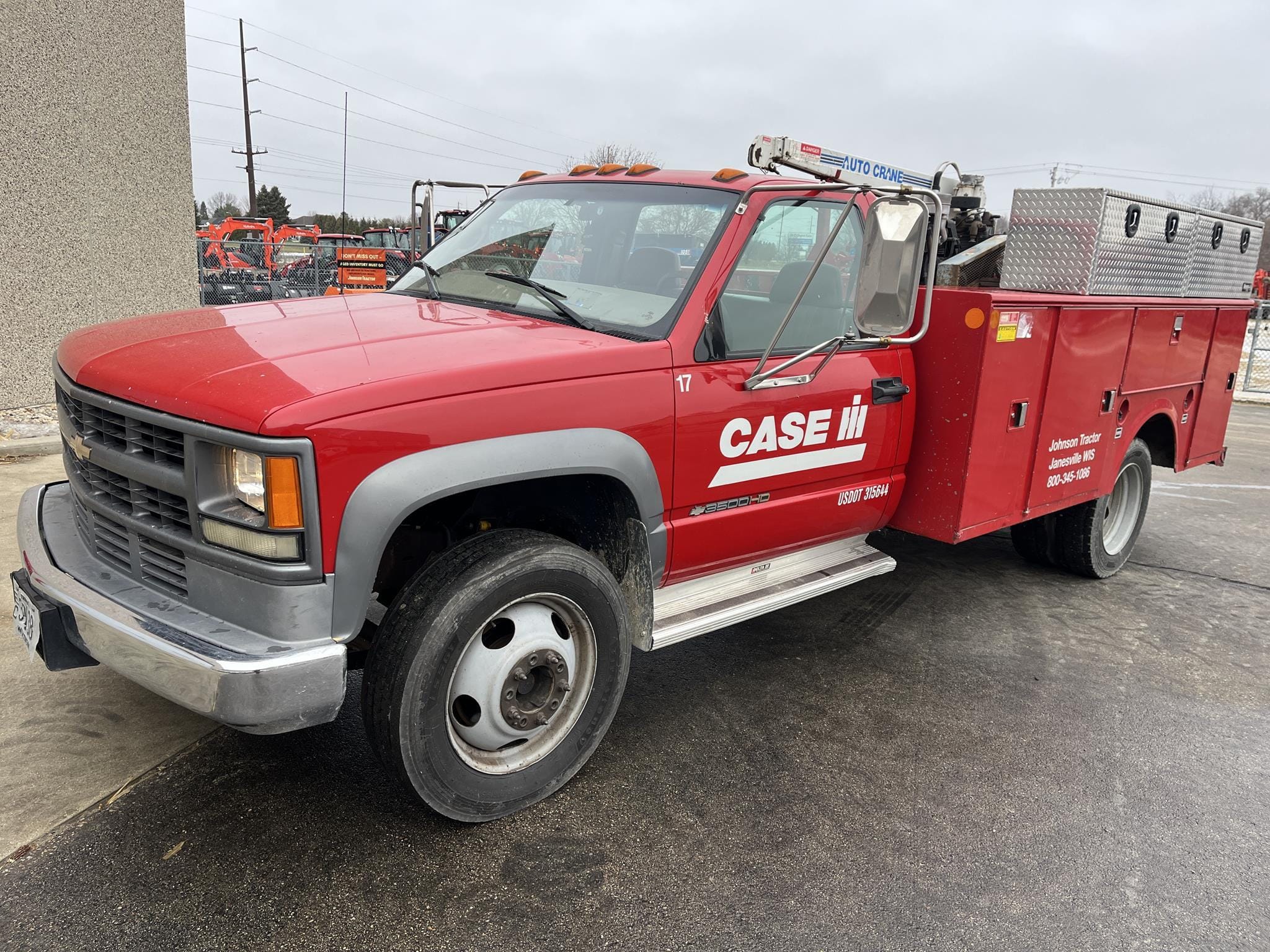 2000 Chevrolet 3500 Equipment Image0