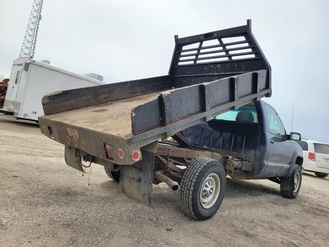 Image of Chevrolet 3500 equipment image 4