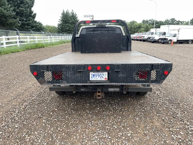 Image of Chevrolet 3500 equipment image 3