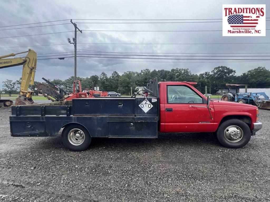 Image of Chevrolet 3500 Primary image