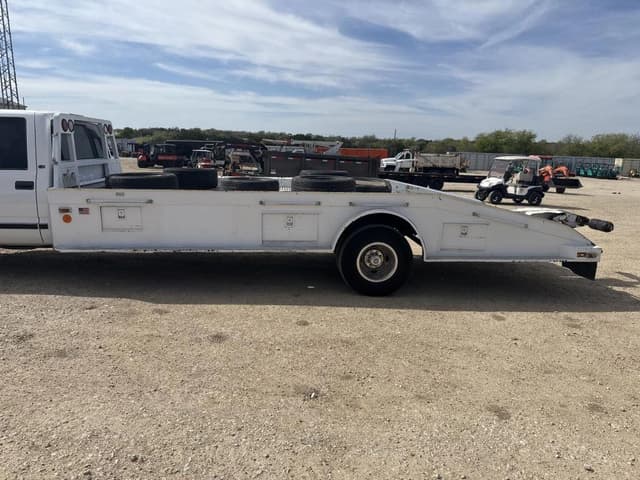 Image of Chevrolet 3500 equipment image 2