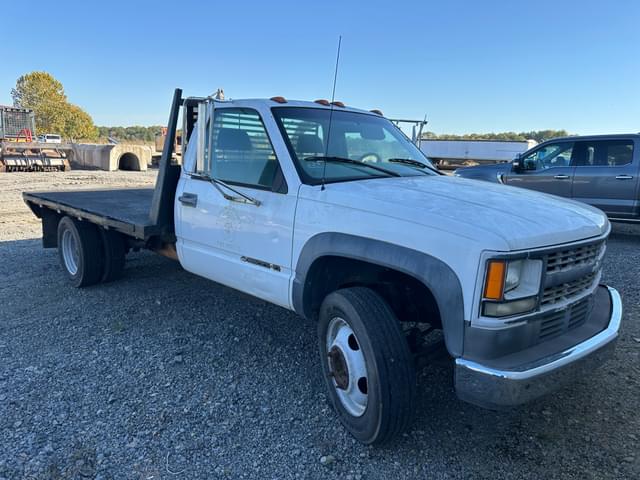 Image of Chevrolet 3500HD equipment image 1