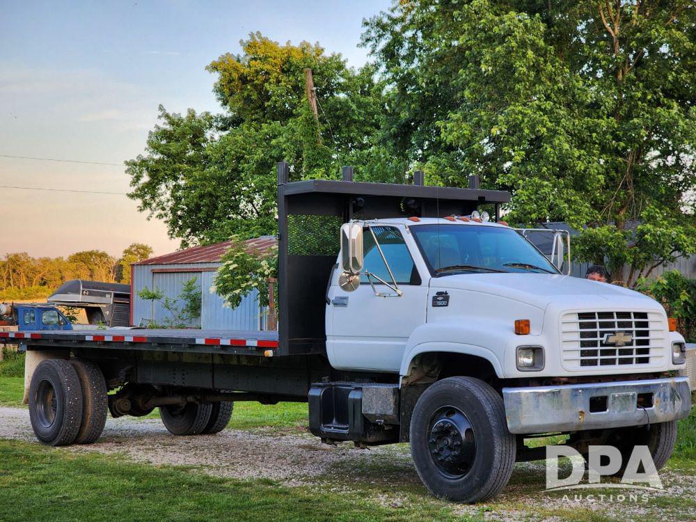 Image of Chevrolet 7500 Primary image