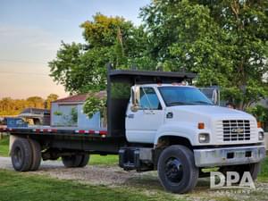 2000 Chevrolet 7500 Image