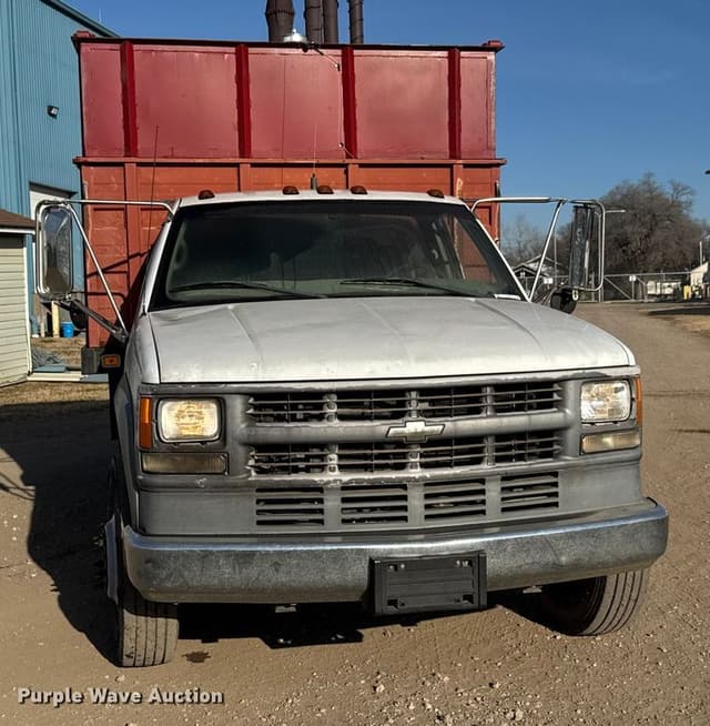 Image of Chevrolet C3500 equipment image 1