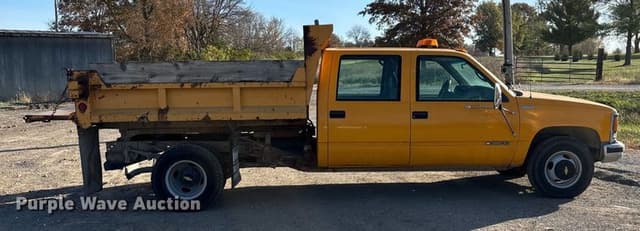 Image of Chevrolet C3500 equipment image 3