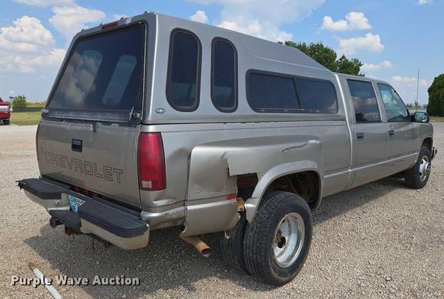 Image of Chevrolet C3500 equipment image 4