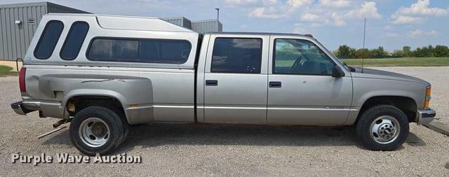 Image of Chevrolet C3500 equipment image 3
