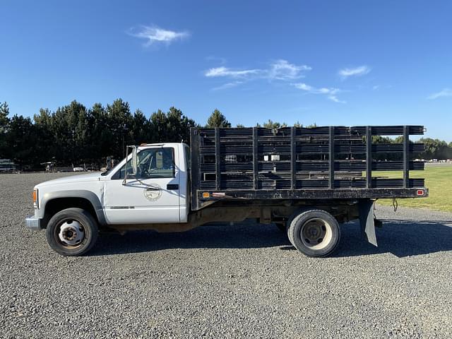 Image of Chevrolet C3500 equipment image 1