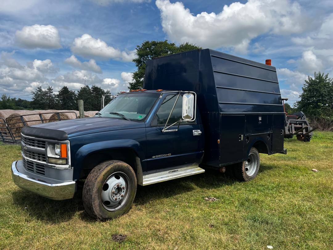 Image of Chevrolet C3500 Primary image