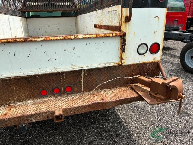 Image of Chevrolet C3500 equipment image 4