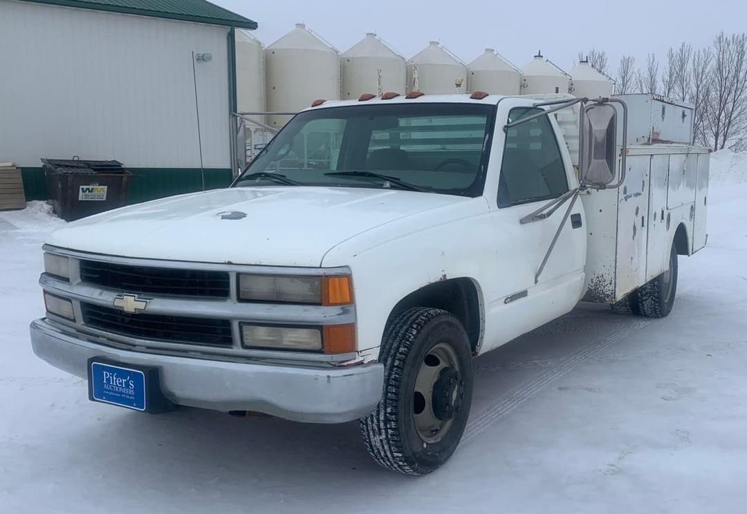 Image of Chevrolet 3500 Primary image