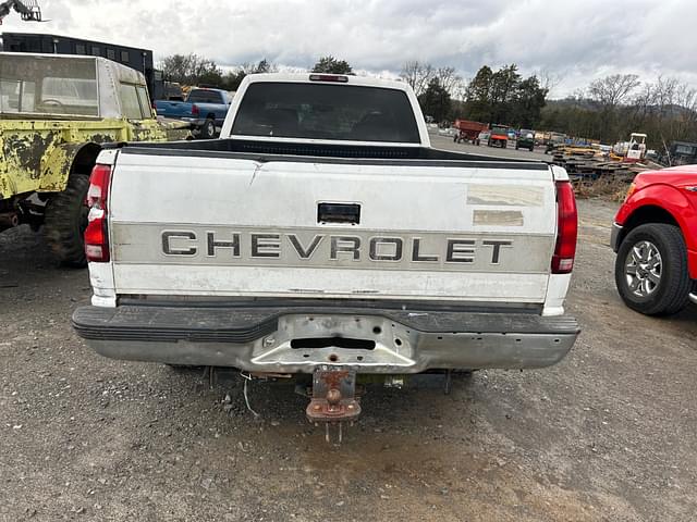 Image of Chevrolet C3500 equipment image 4