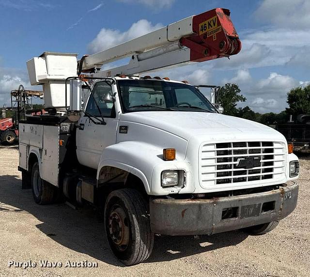 Image of Chevrolet C6500 equipment image 2