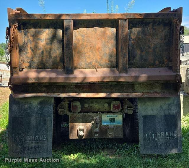 Image of Chevrolet C6500 equipment image 4