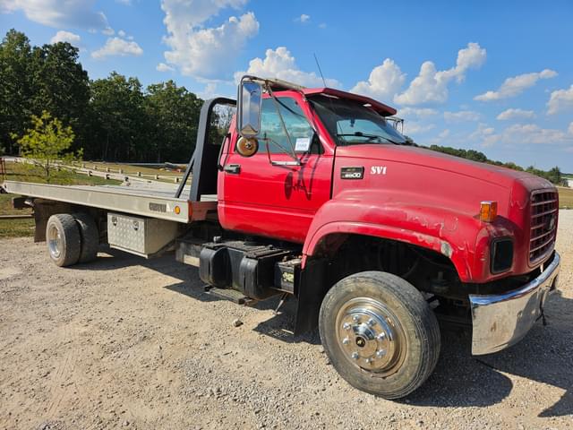 Image of Chevrolet C6500 equipment image 1