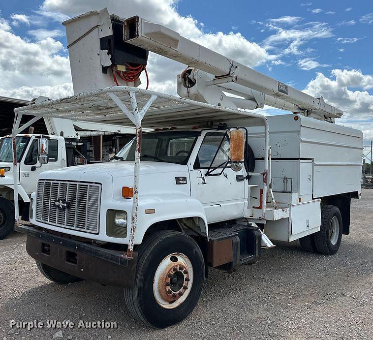 Image of Chevrolet C7500 Primary image