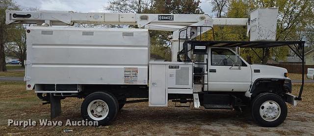 Image of Chevrolet C7500 equipment image 3