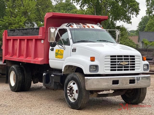 Image of Chevrolet C7500 equipment image 1