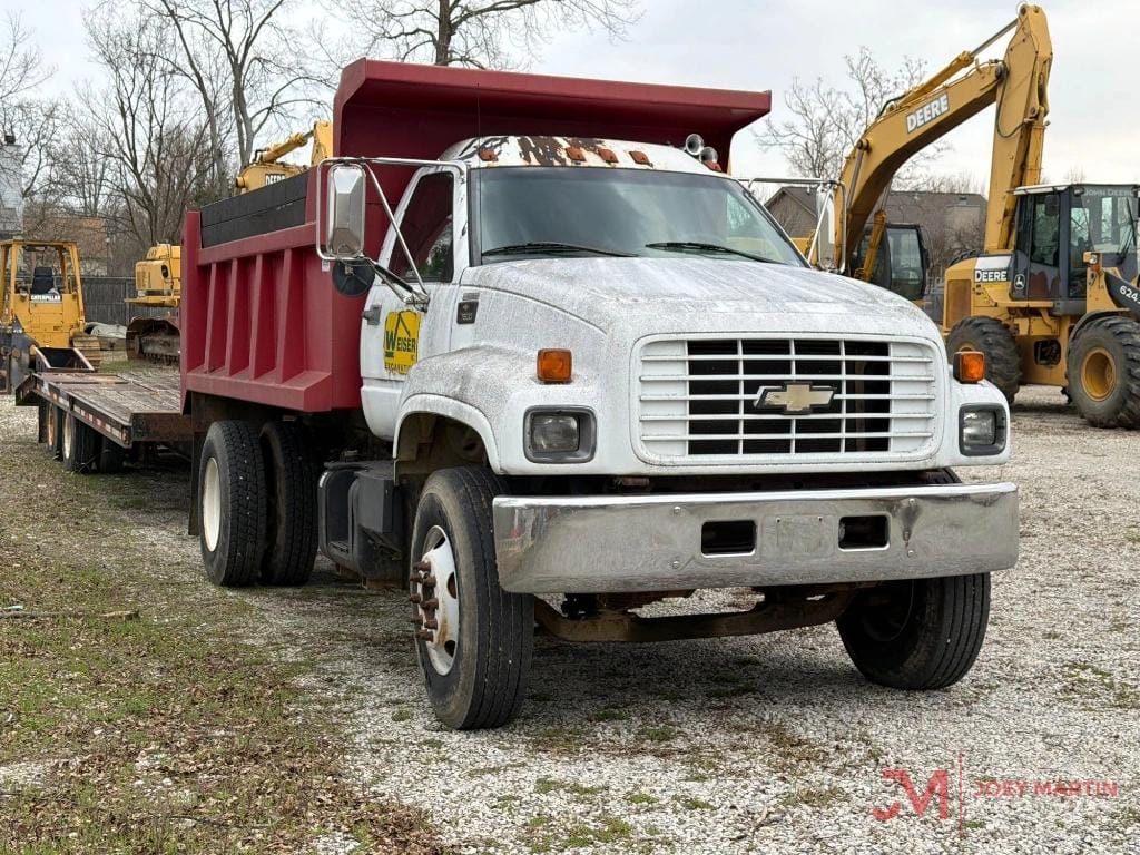 2000 Chevrolet C7500 Equipment Image0