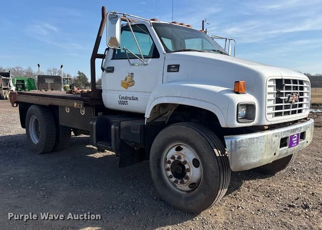 Image of Chevrolet C7500 equipment image 2