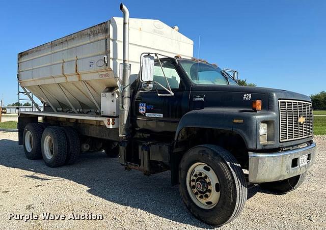 Image of Chevrolet C8500 equipment image 2