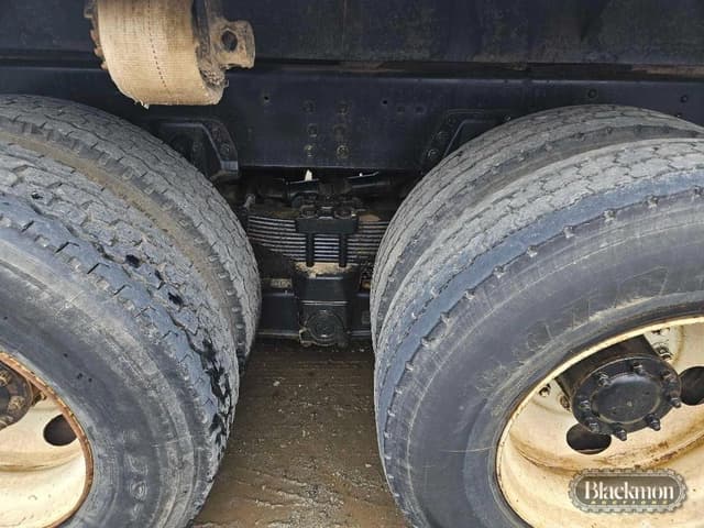 Image of Chevrolet C8500 equipment image 4