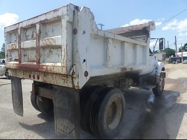 Image of Chevrolet C8500 equipment image 2